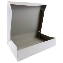 Flash Sale 👏 Celebrate It™ White Robe Gift Box 😀