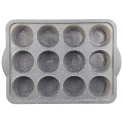 Brand new ⭐ 12-Cavity Metal-Reinforced Silicone Muffin Pan by Celebrate It® ✨