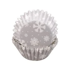 Brand new 🔥 Snowflake Baking Cups by Celebrate It™, 24ct. 👍